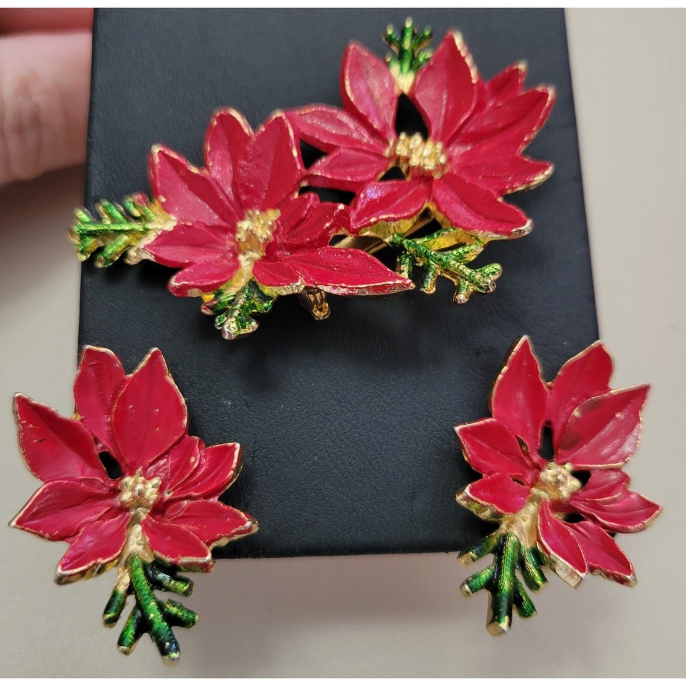 Vintage General Manufacturing Red Poinsettia Brooch & Clip On Earrings Set